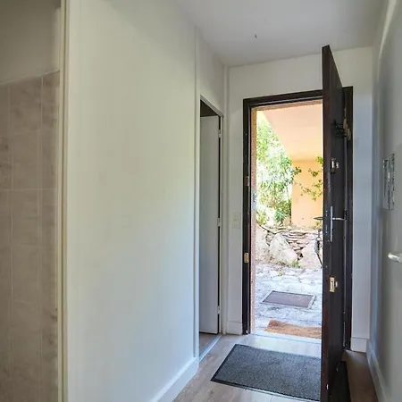 Couche De Soleil Апартаменты *